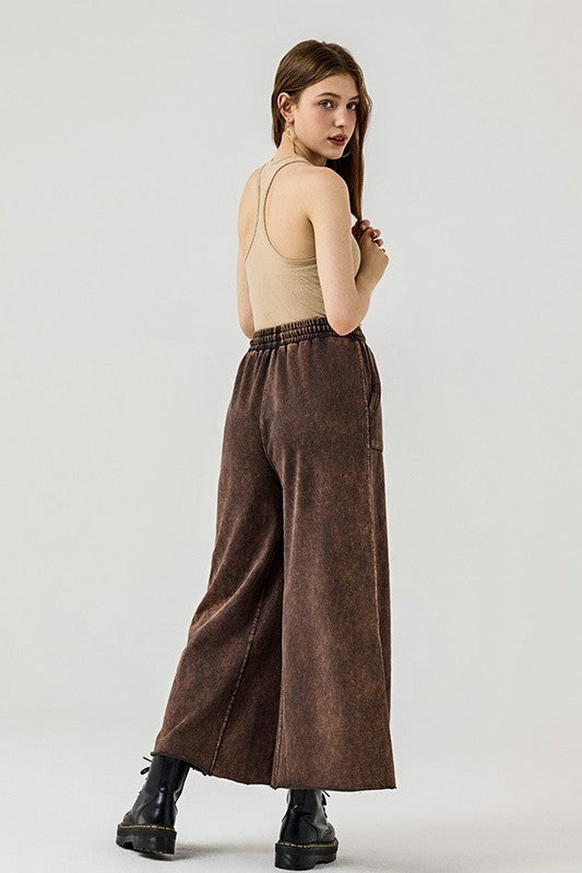 Plus Washed Raw-Edges Outline Pockets Pants