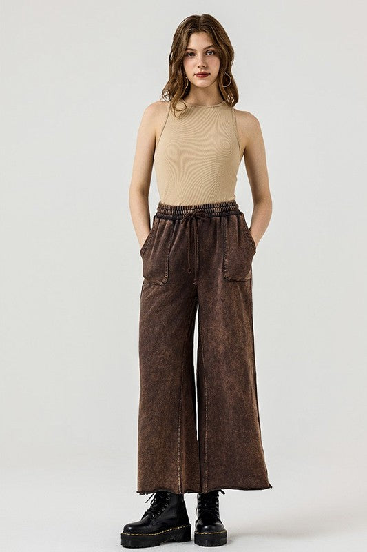 Plus Washed Raw-Edges Outline Pockets Pants