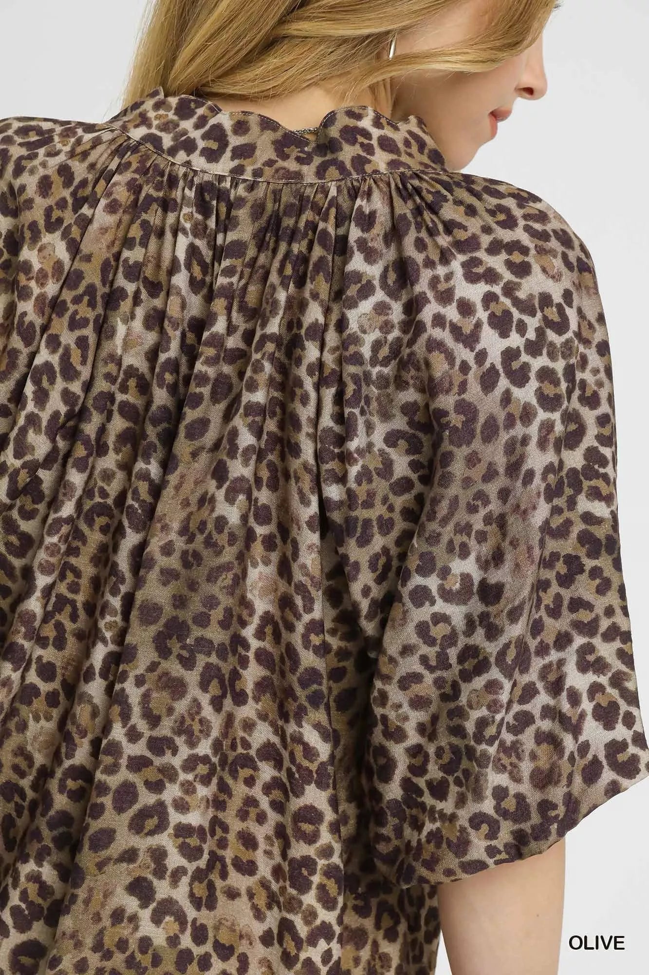 Umgee Leopard Bubble Sleeve Scalloped Hem Blouse