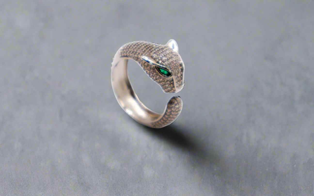 Bague en argent Panther Majesty - Adoptez l'élégance