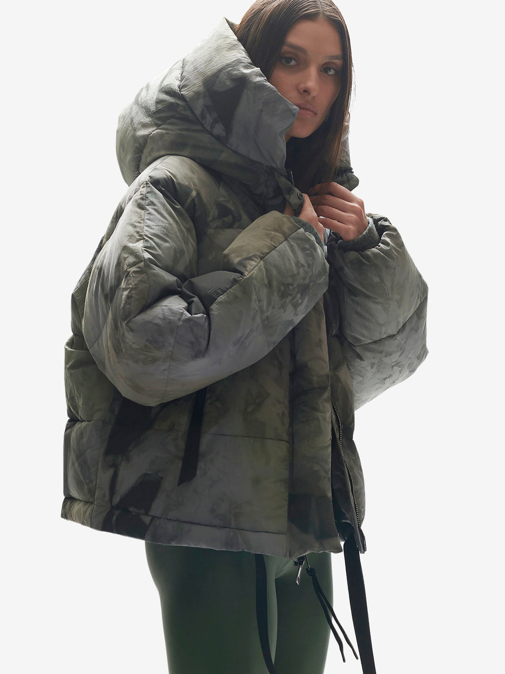 Short Down Puffer - Rekall Tie