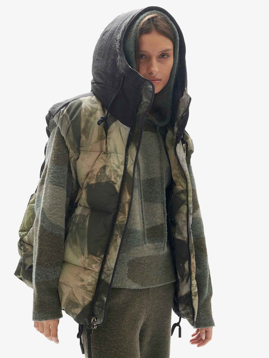 Hooded Down Vest - Rekall Tie