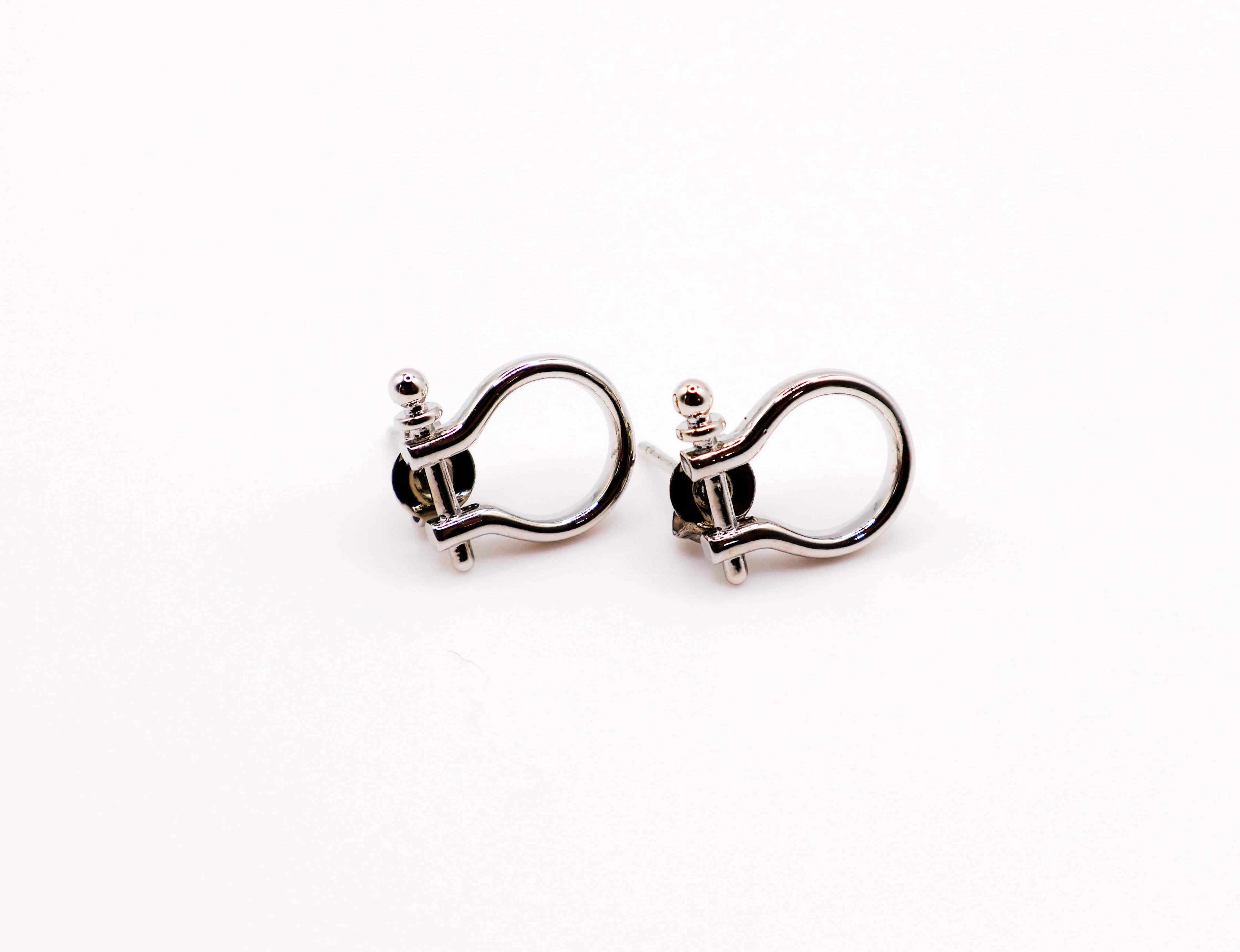Whimsical White Gold Horseshoe Earrings