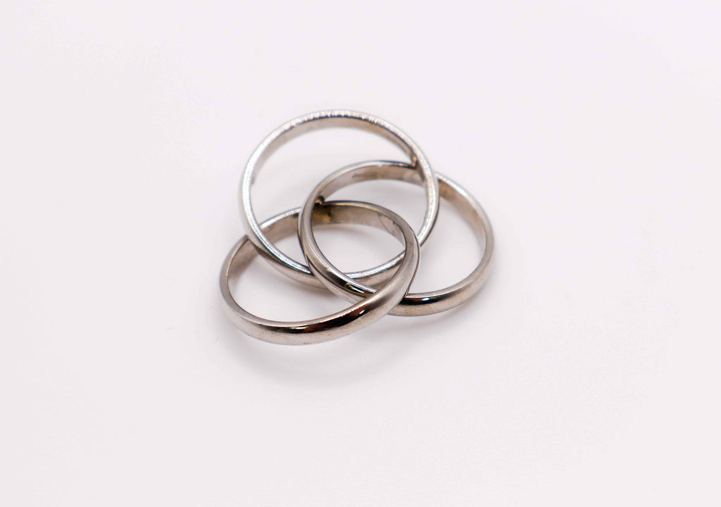 Trinity Silver Linked Ring Set - Elegance Redefined
