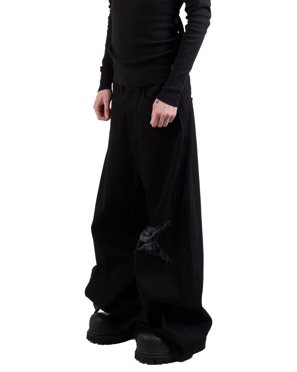 BLACK PLAID SCOUT DENIM