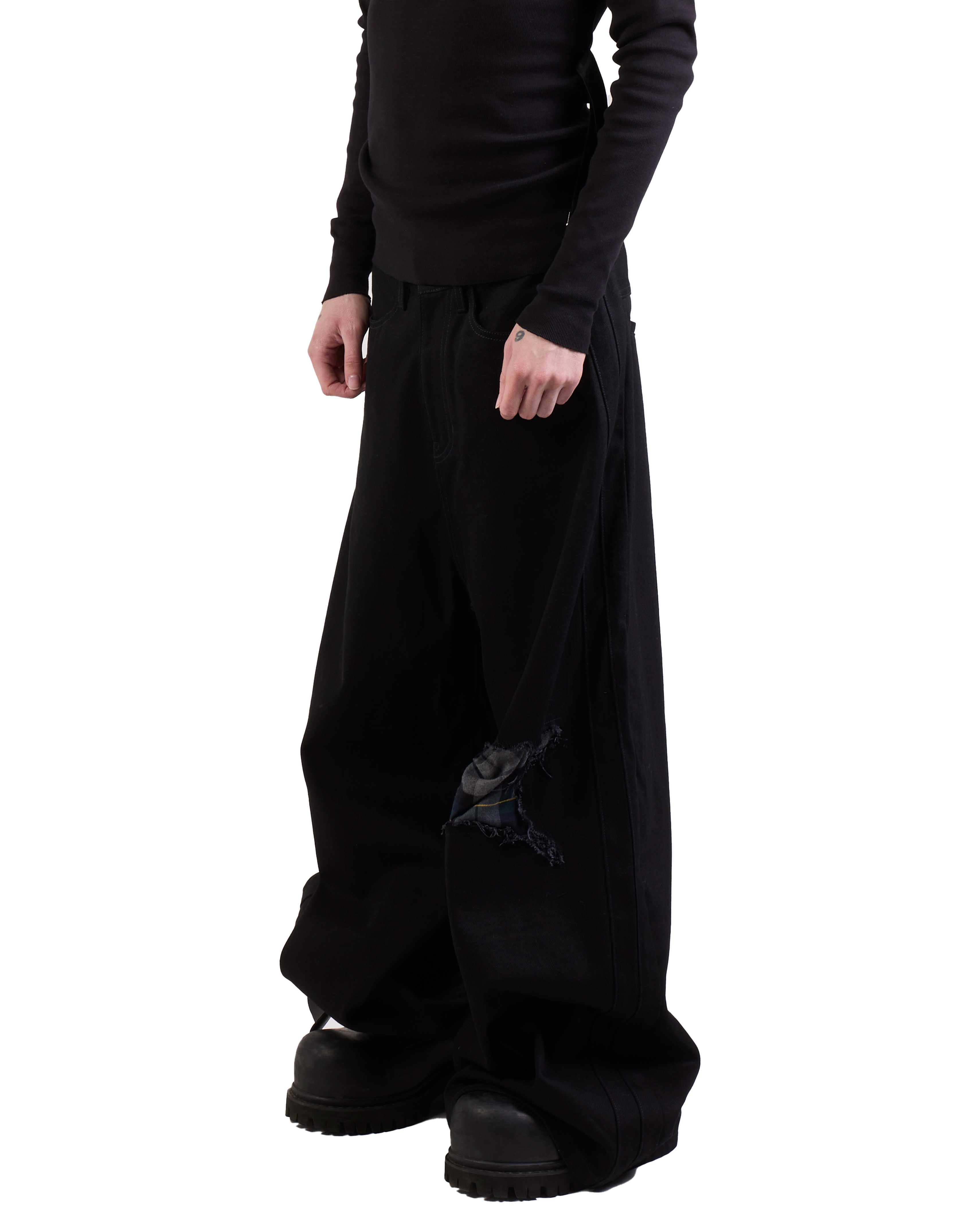 BLACK PLAID SCOUT DENIM