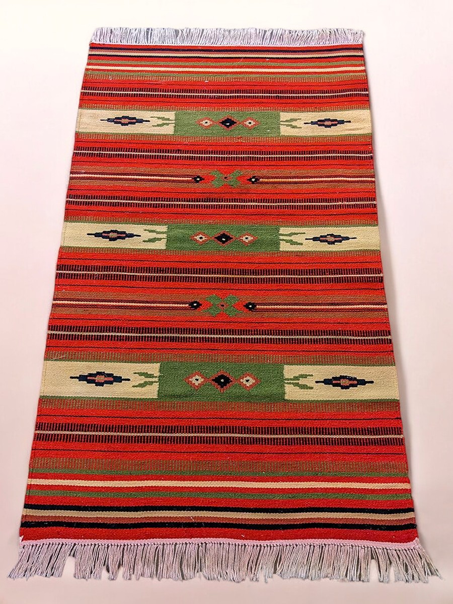 Velvetread - Size: 4.6 x 2.2