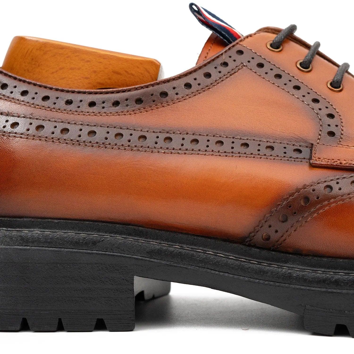 Premium Men's Classic Derby Brogue Shoes Brwon