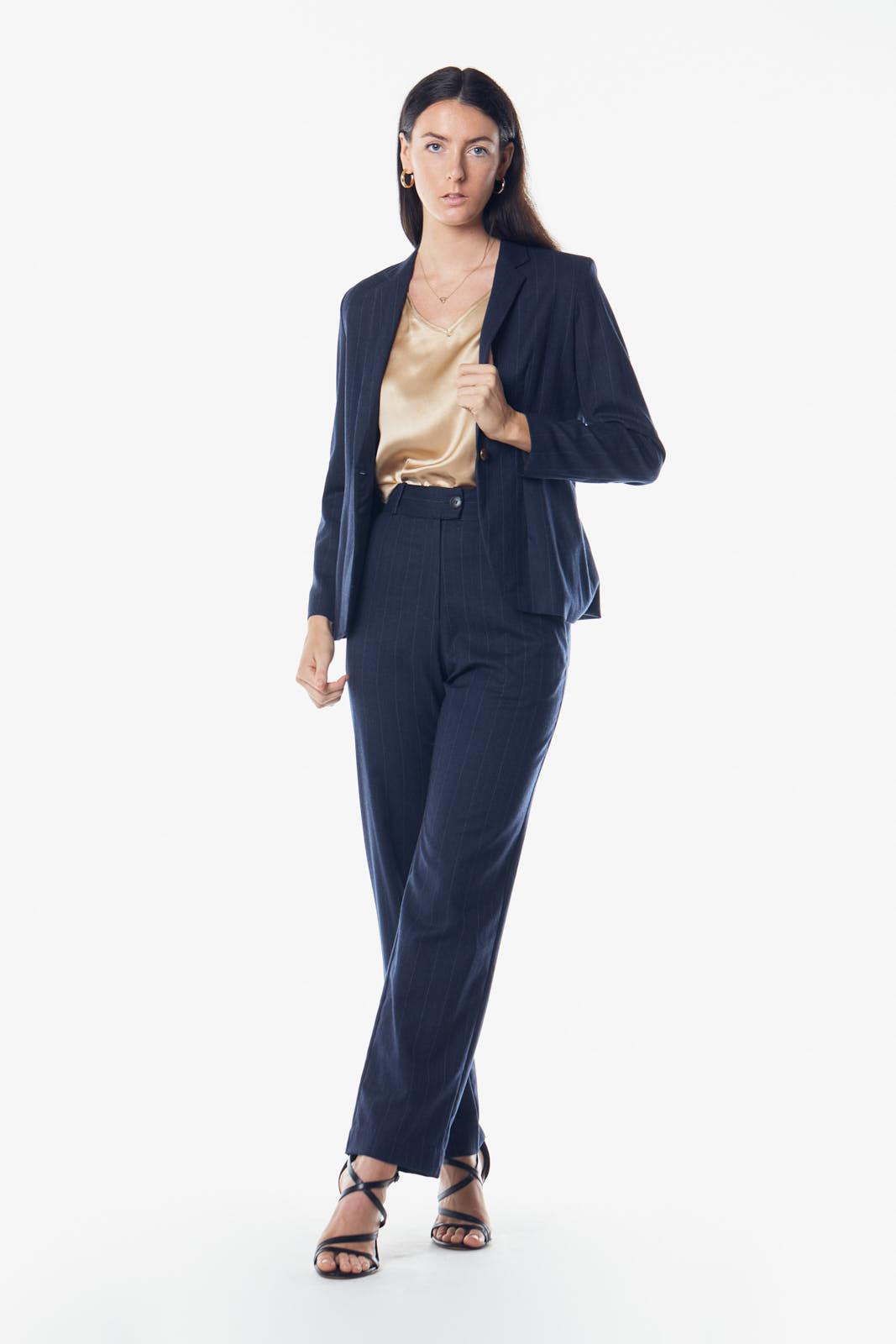 Women Classic Italian Wool Blazer – Timeless Tailored Blazer - Lolomo!