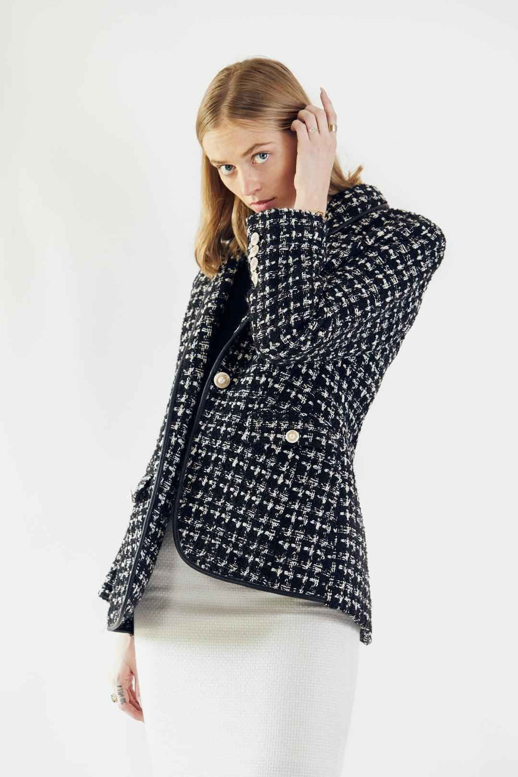 Black & White Tweed Checkers Blazer – Women’s Chic Tailored Jacket
