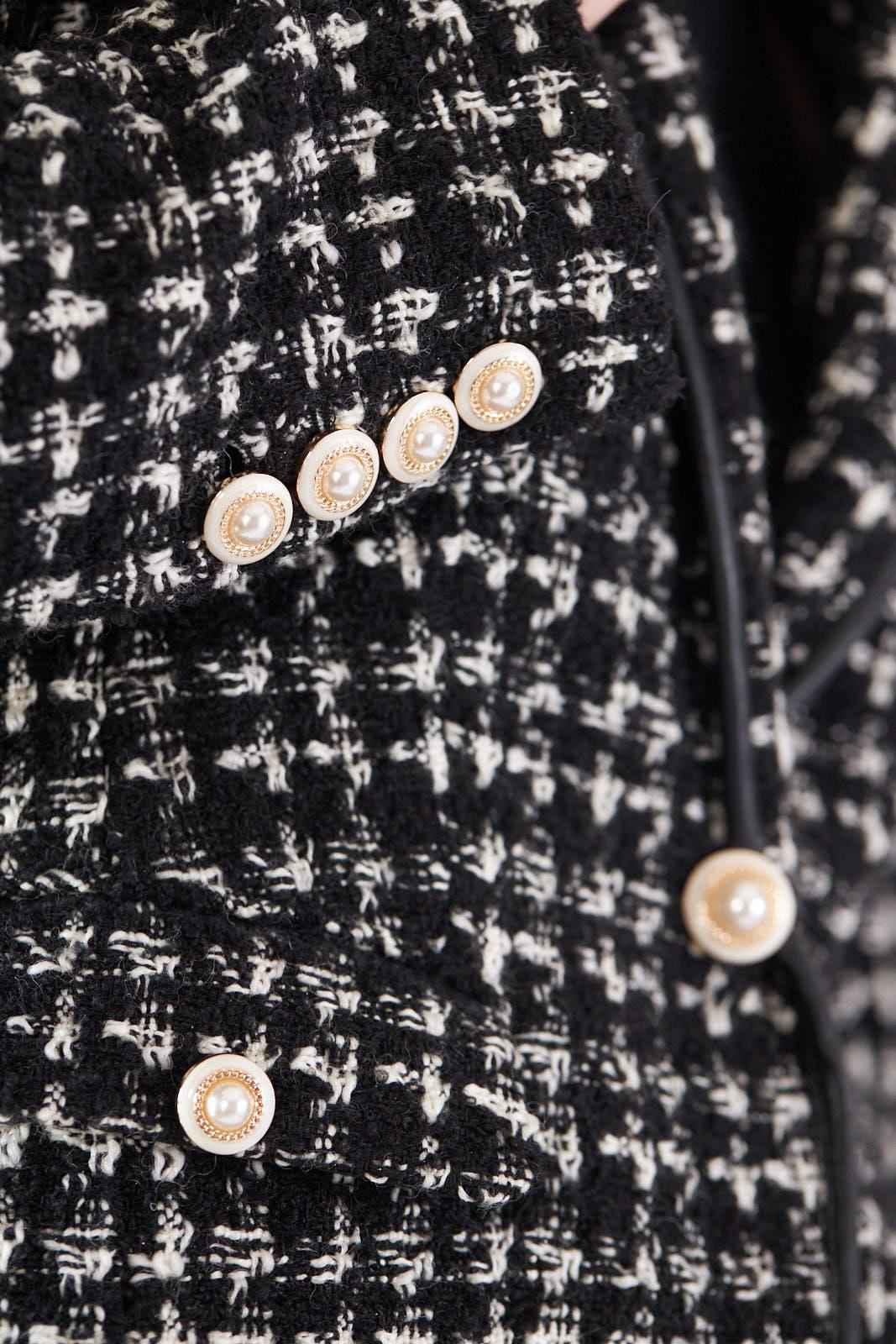 Black & White Tweed Checkers Blazer – Women’s Chic Tailored Jacket