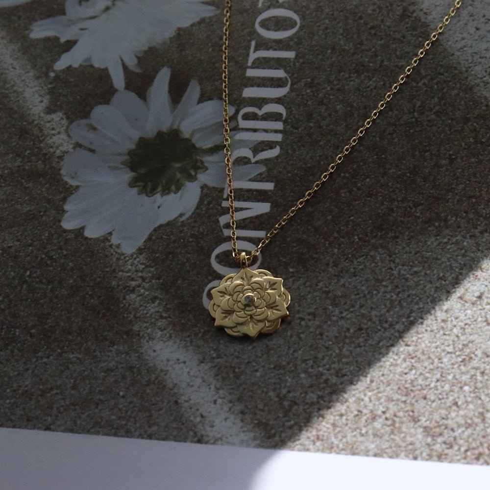 DANIELLE GOLD NECKLACE