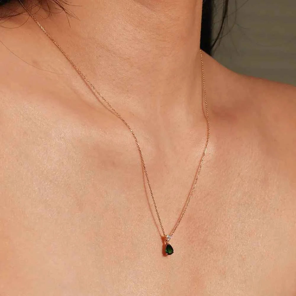 Jardin Vert Tsavorite & Diamond Pendant