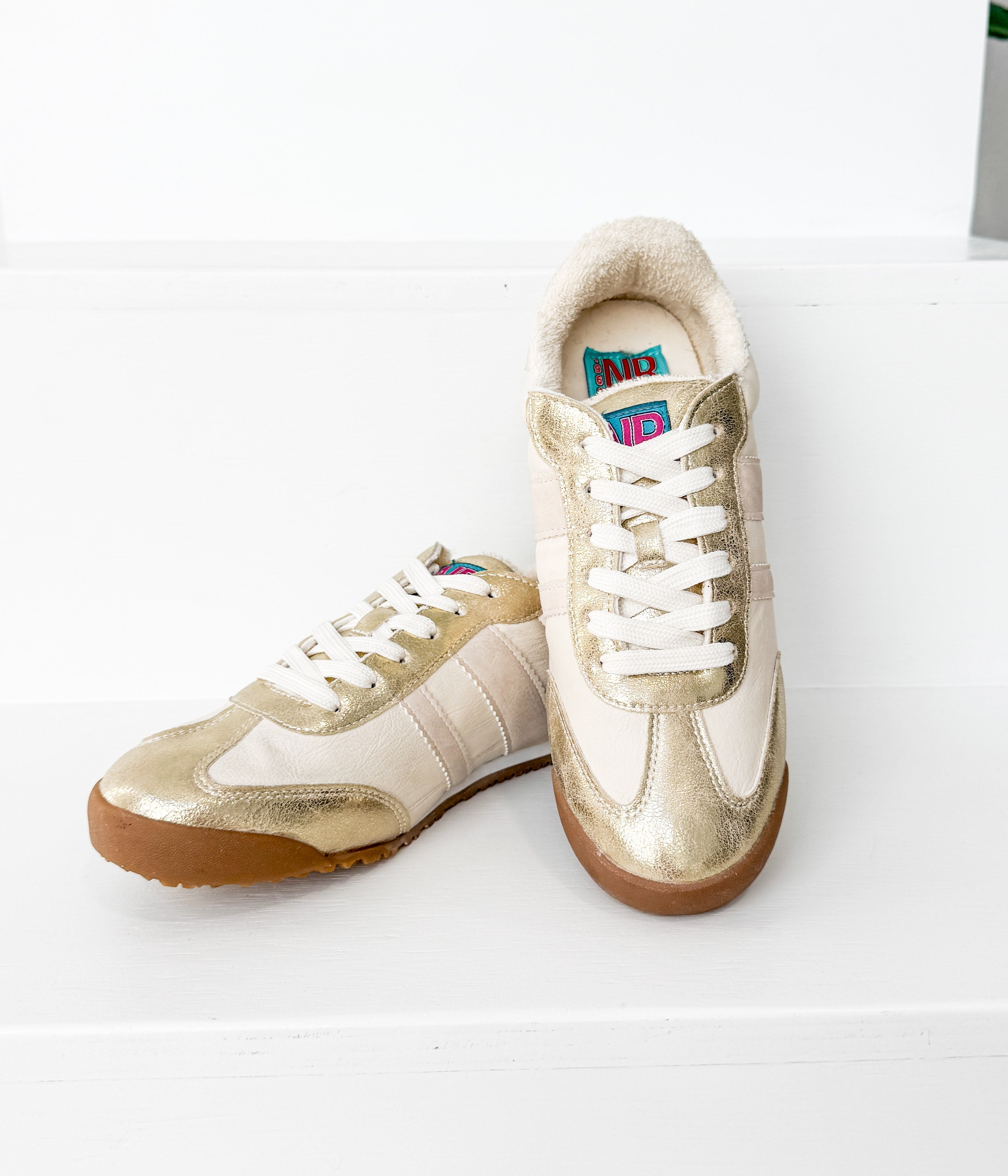Madrid Sneaker in Beige/Gold