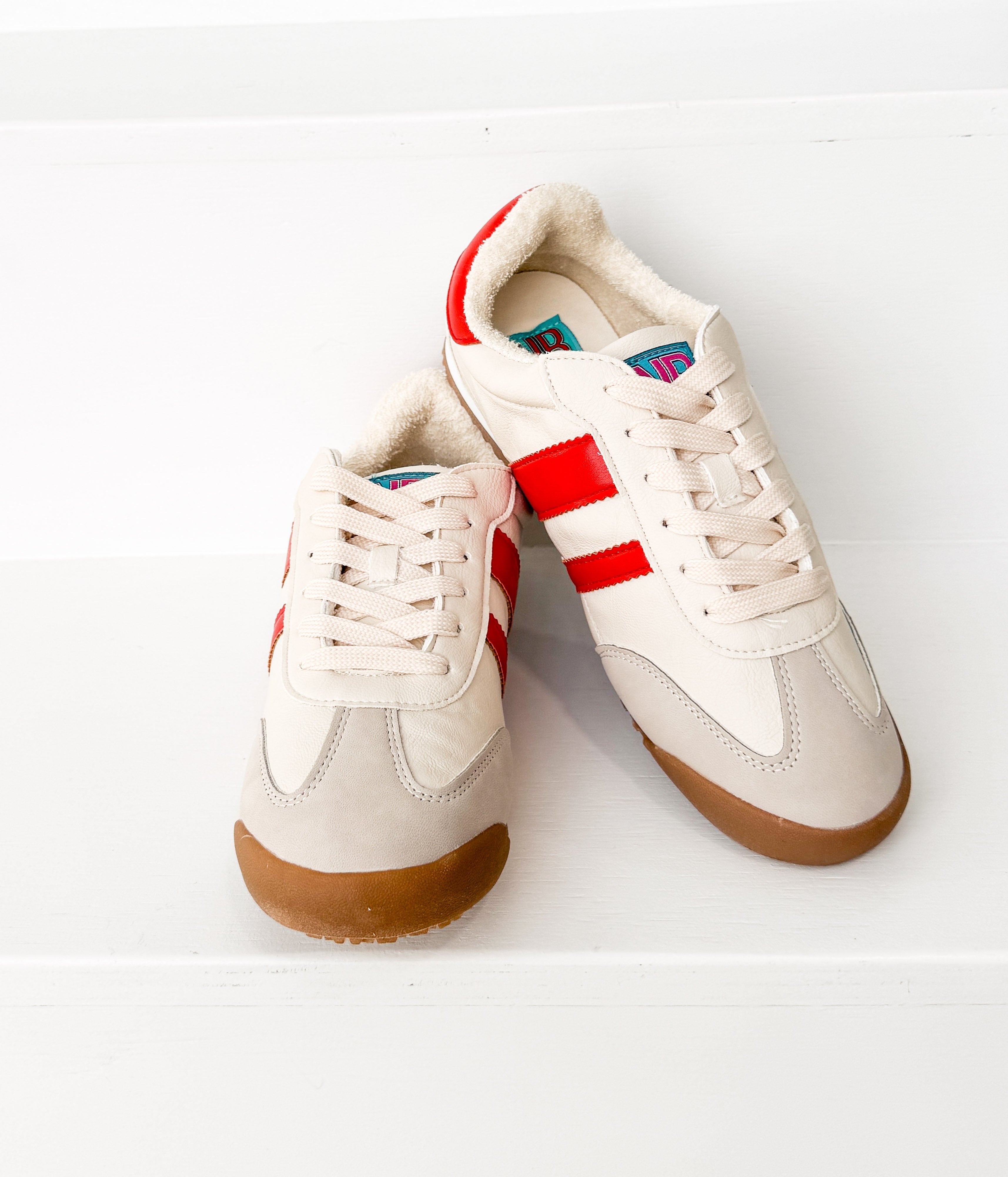 Madrid Sneaker in Beige/Red